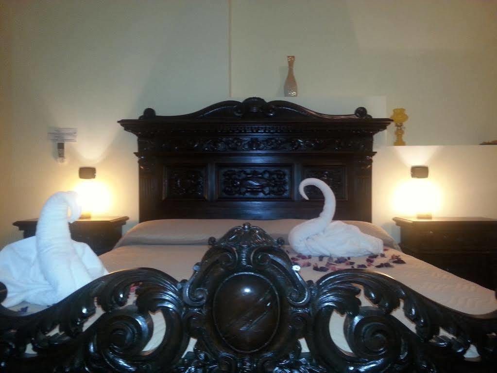 Avec Moi Roma Bed & Breakfast Luaran gambar