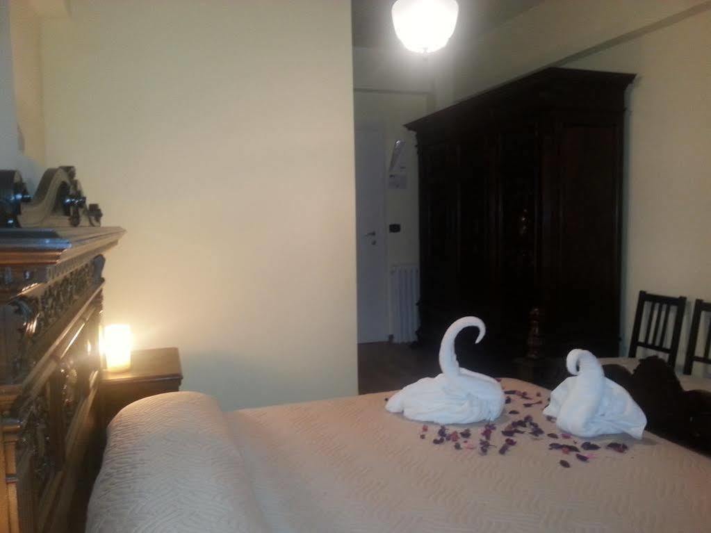 Avec Moi Roma Bed & Breakfast Luaran gambar